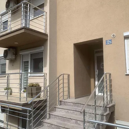 Xl Zvezdara Apartment