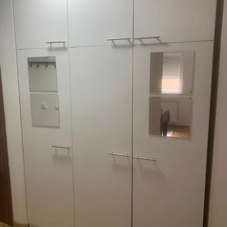 Xl Zvezdara Apartment